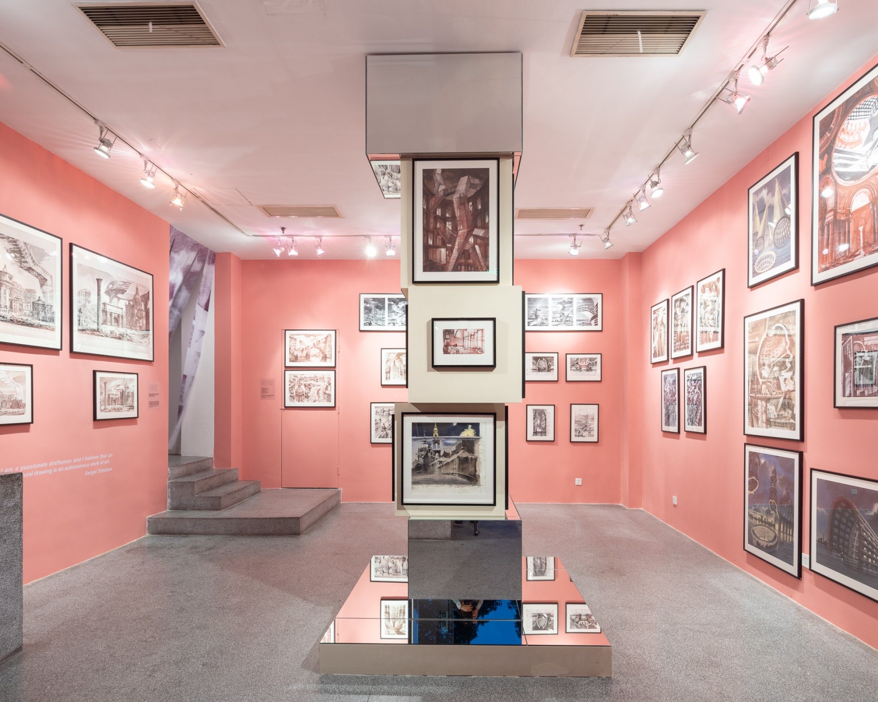 В Шанхае проходит выставка рисунков и проектов Сергея Чобана